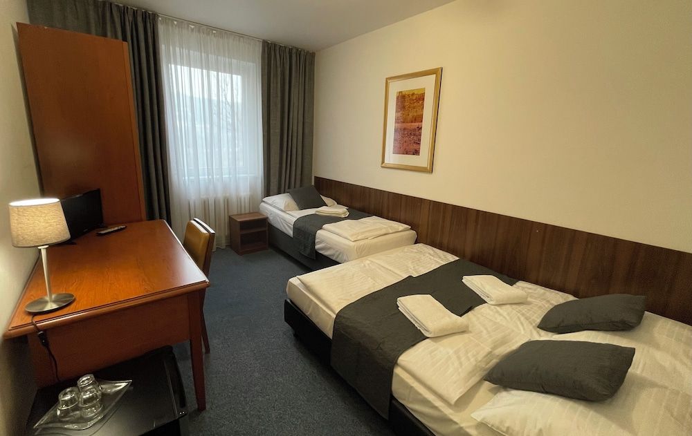 Brest - Prague - Hotel Bohemians - Prague