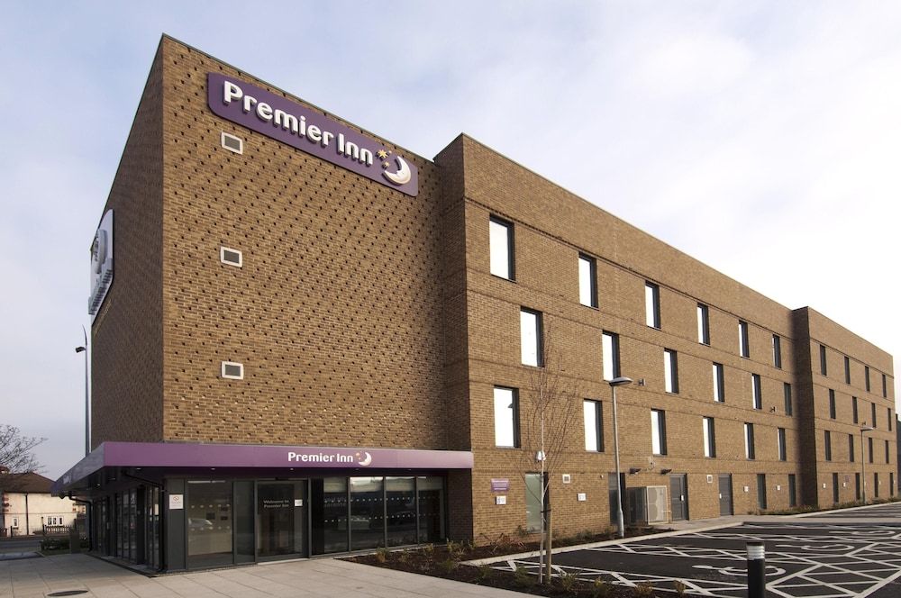 Lyon - Barking - Premier Inn London Dagenham - Barking