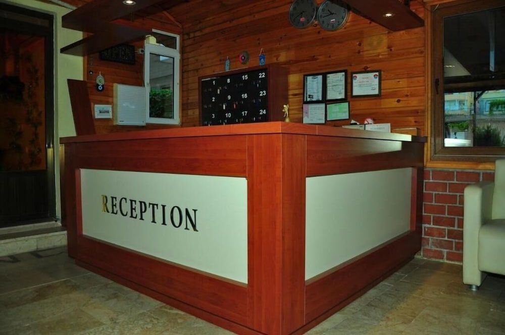Bâle Mulhouse - Konyaalti - Aysu Tunc Hotel - Konyaalti