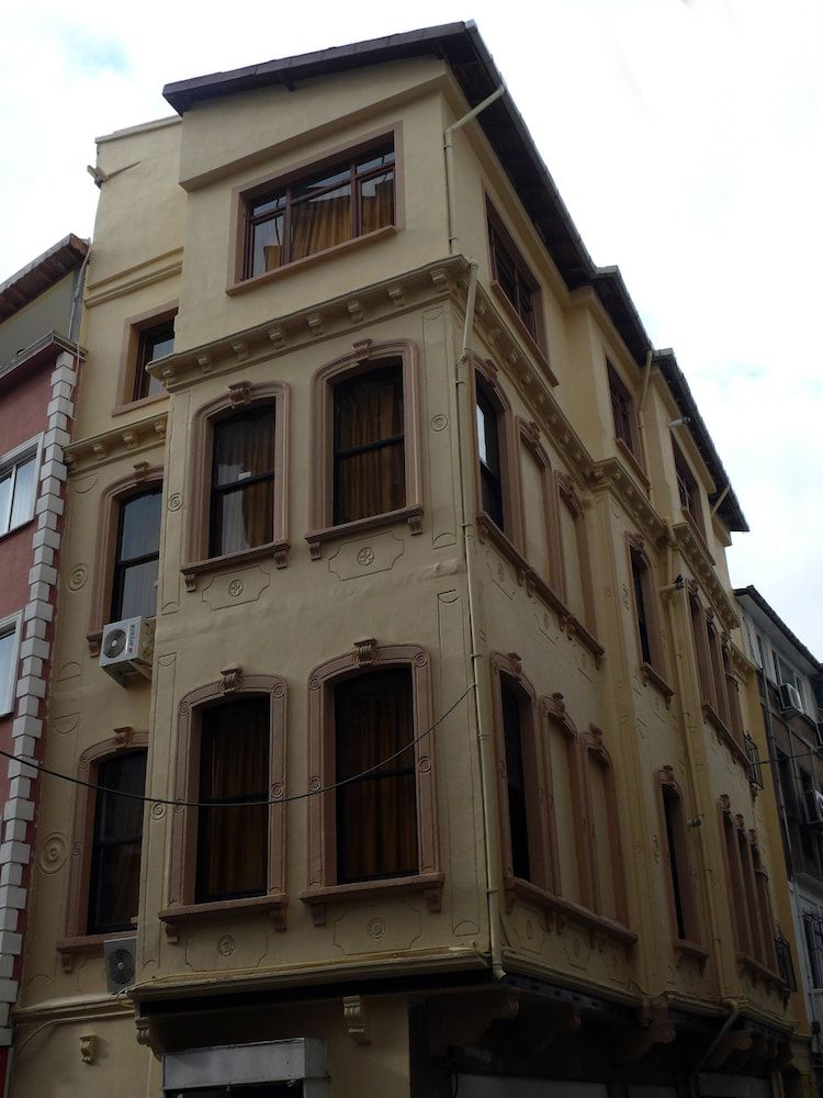 Paris - Istanbul - Budak Residence - Istanbul
